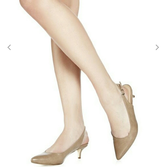 taupe kitten heels! Major price drop - Picture 3 of 4